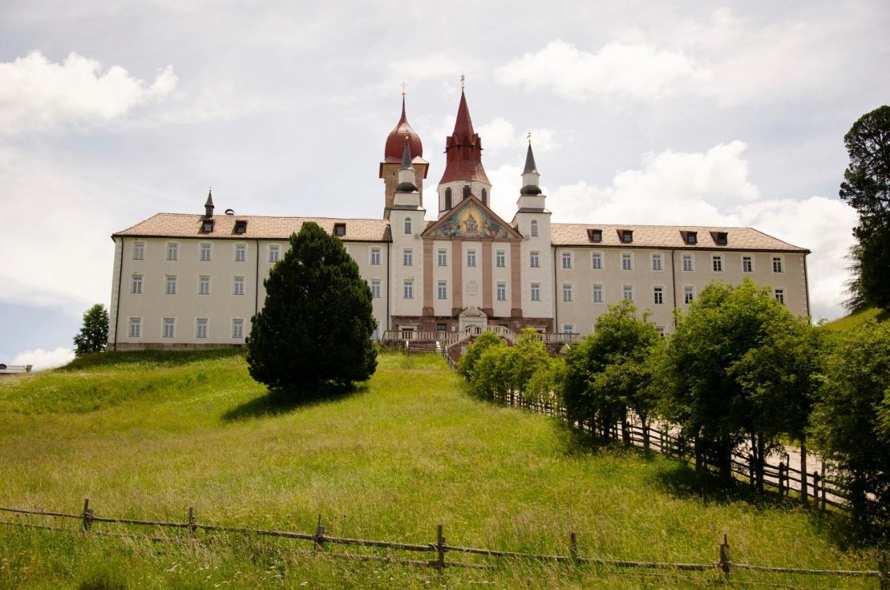 Schupferhof Lägenhet Petersberg Exteriör bild